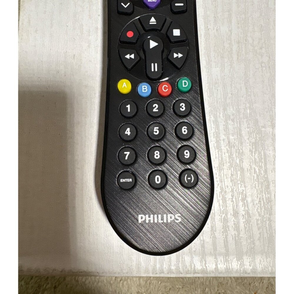 Philips Universal Remote Control Model SRP9243B/27 Tested - Picture 2 of 7